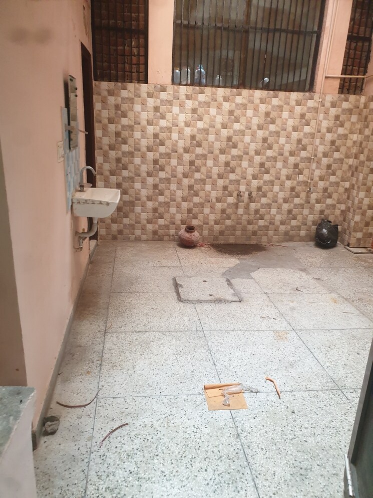 Bedroom, sector 16 2 Bedroom 1250 Sq.Ft. Independent House In Sector 16 Faridabad 9688965