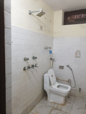 Bathroom in 2 BHK Independent House at Sector 16 – for Rent