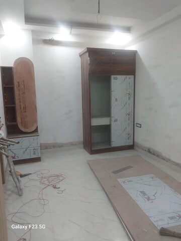 Room in 2 BHK Builder Floor at Rzone Homes, Sector 73 – for Sale