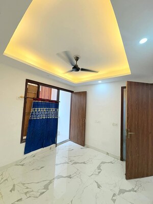 Bedroom in 1 BHK Builder Floor at Saket – for Rent