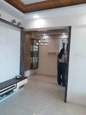 Room in 2 BHK Apartment at Bharat Juhu Vistas, Juhu – for Rent