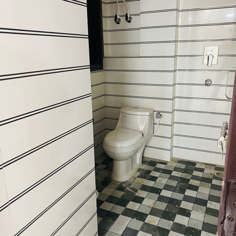 undefined, dwarka mor 2 Bedroom 50 Sq.Yd. Builder Floor In Dwarka Mor Delhi 9688978