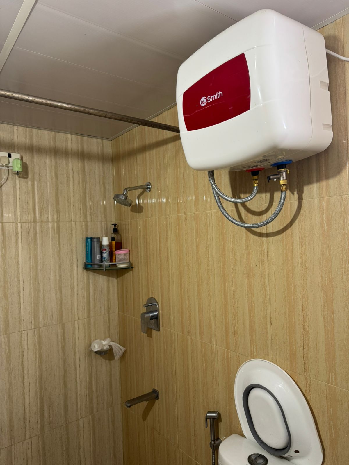 2 BHK + Pooja Room Apartment For Rent in Shriram Luxor