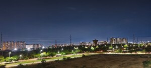 Master Bedroom in 3 BHK Apartment at Migsun Twiinz, Eta Ii Greater Noida – for Sale