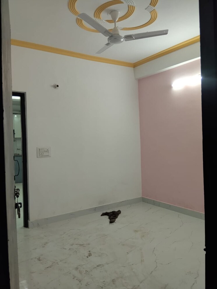 Room, budget-homes-2 2 Bedroom 1000 Sq.Ft. Builder Floor In Sector 73 Noida 9689030