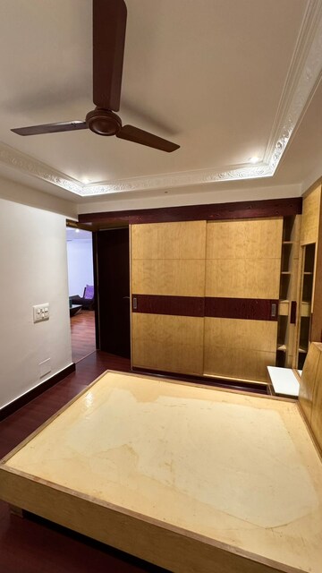 Room in 3 BHK Apartment at Goyal Orchid Piccadilly, Thanisandra Main Road – for Rent