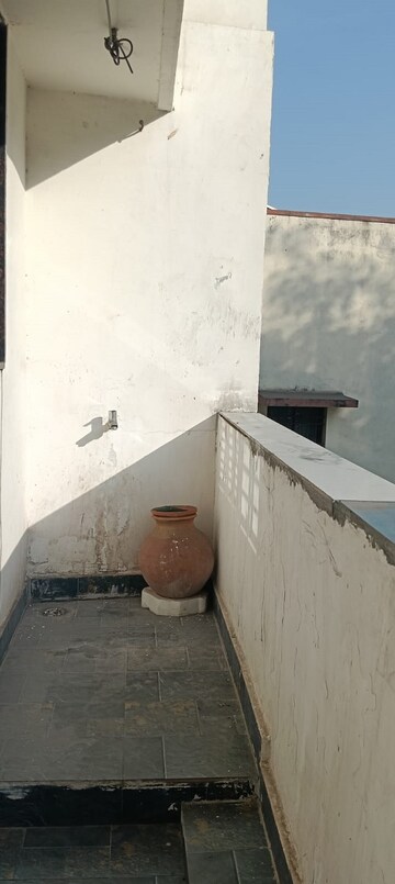 Kitchen in 1 BHK Independent House at Sunder Nagar – for Rent