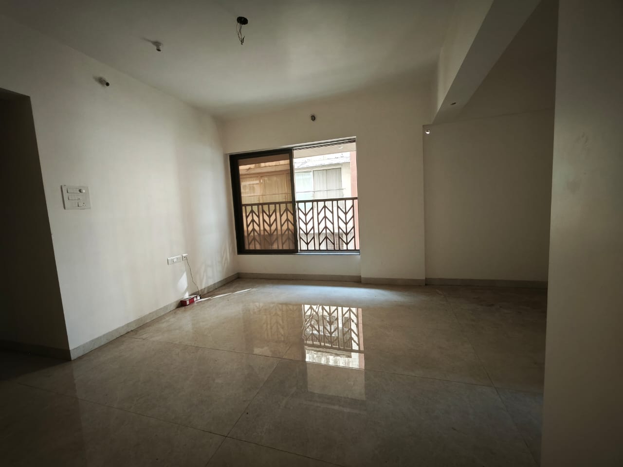 2 BHK Apartment For Sale in Majestic Amarjyoti CHS
