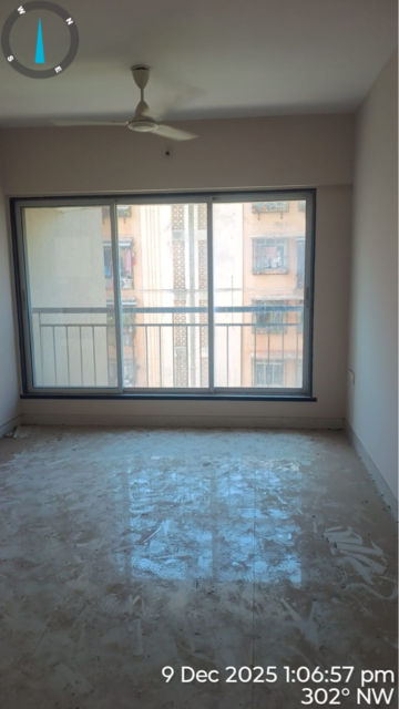 Room in 2 BHK Apartment at Royal Oasis, Jankalyan Nagar – for Sale