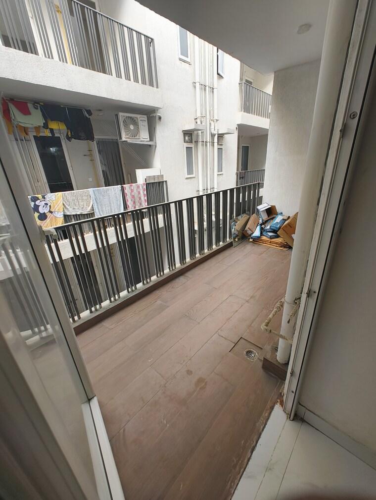 Balcony, smart-world-gems 3.5 Bedroom 1500 Sq.Ft. Apartment In Sector 89 Gurgaon 9689090