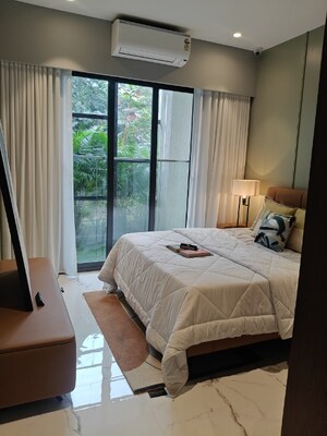 Bedroom in 2 BHK Apartment at Chembur – for Sale