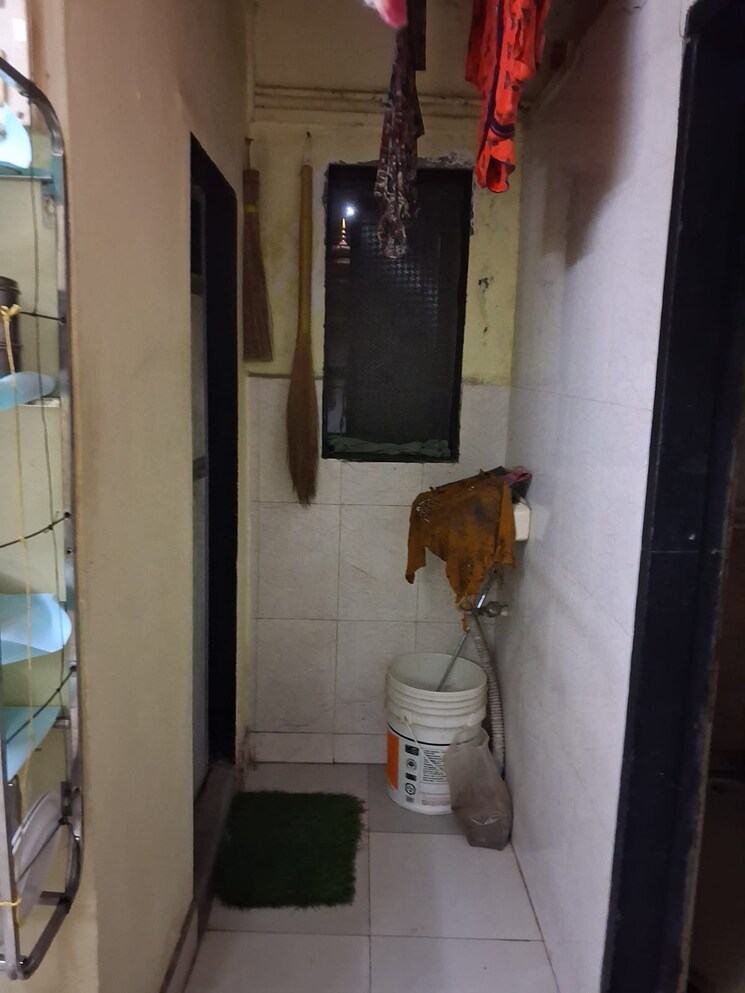 Bathroom, dombivli west 1 Bedroom 550 Sq.Ft. Apartment In Dombivli West Thane 9689132