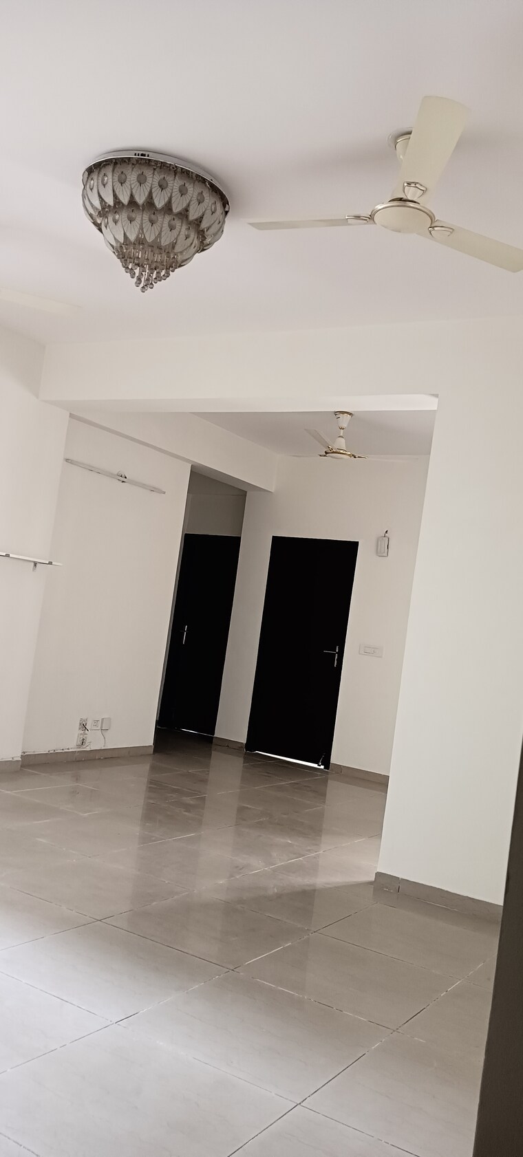 Room, homes-121 3.5 Bedroom 1575 Sq.Ft. Apartment In Sector 121 Noida 9689152