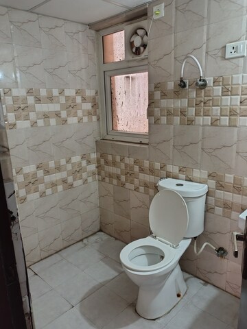 Bathroom in 2 BHK Apartment at Amrapali Leisure Park, Amrapali Leisure Valley – for Rent