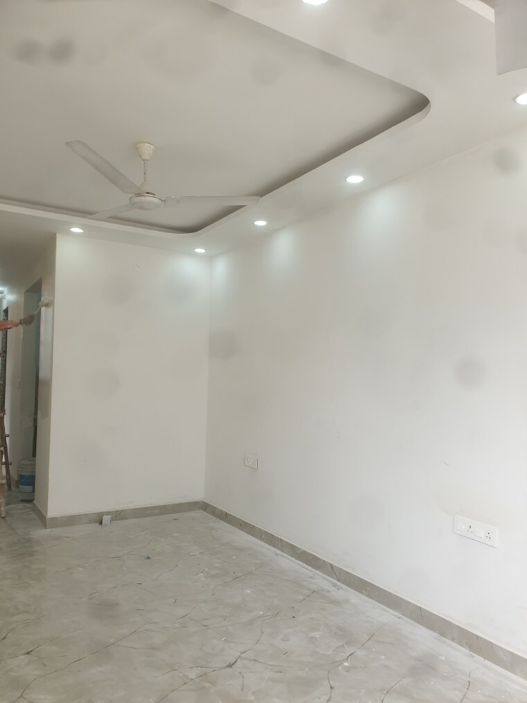 Room, sector 16 a 1 Bedroom 450 Sq.Ft. Independent House In Sector 16 A Faridabad 9689167