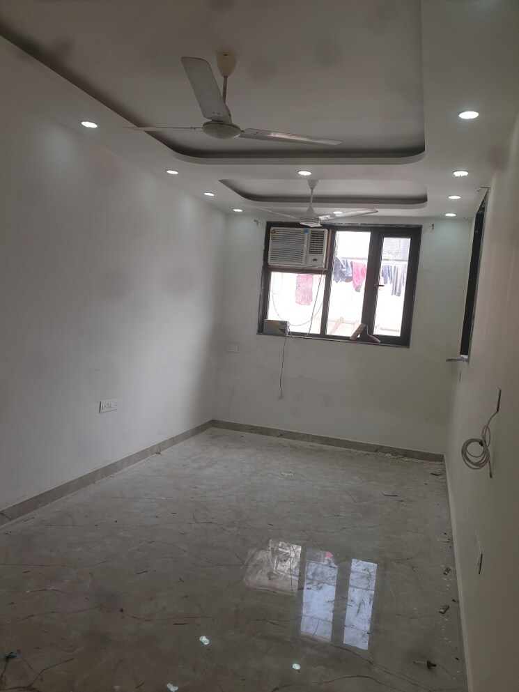 Room, sector 16 a 1 Bedroom 450 Sq.Ft. Independent House In Sector 16 A Faridabad 9689167
