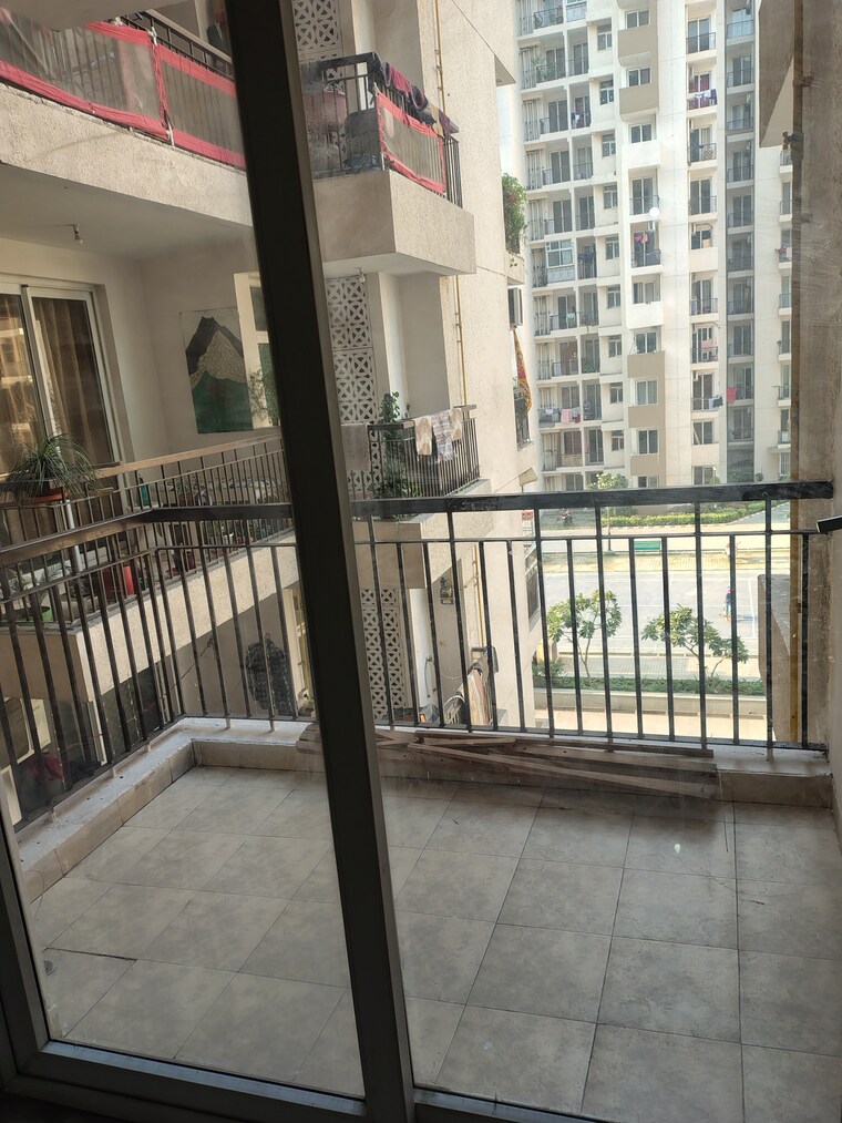 Balcony, amrapali-leisure-park 2 Bedroom 1125 Sq.Ft. Apartment In Amrapali Leisure Valley Greater Noida 9689163