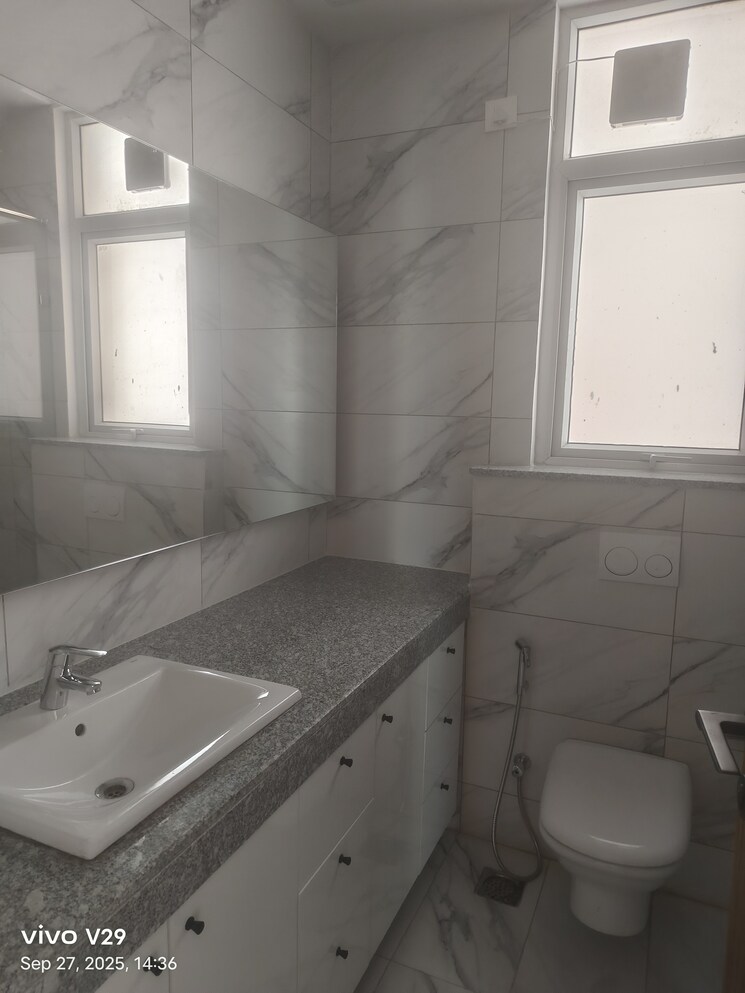 Bathroom, conscient-hines-elevate 3 Bedroom 2595 Sq.Ft. Apartment In Sector 59 Gurgaon 9689156