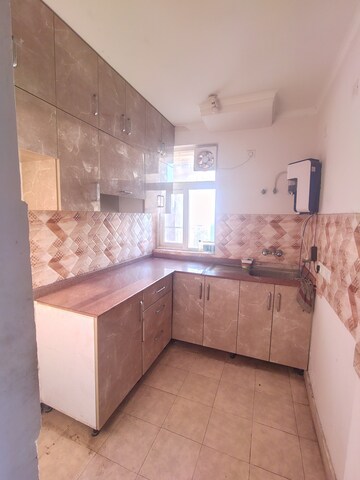 Furnished Amenities in 3 BHK Apartment at Amrapali Leisure Park, Amrapali Leisure Valley – for Rent