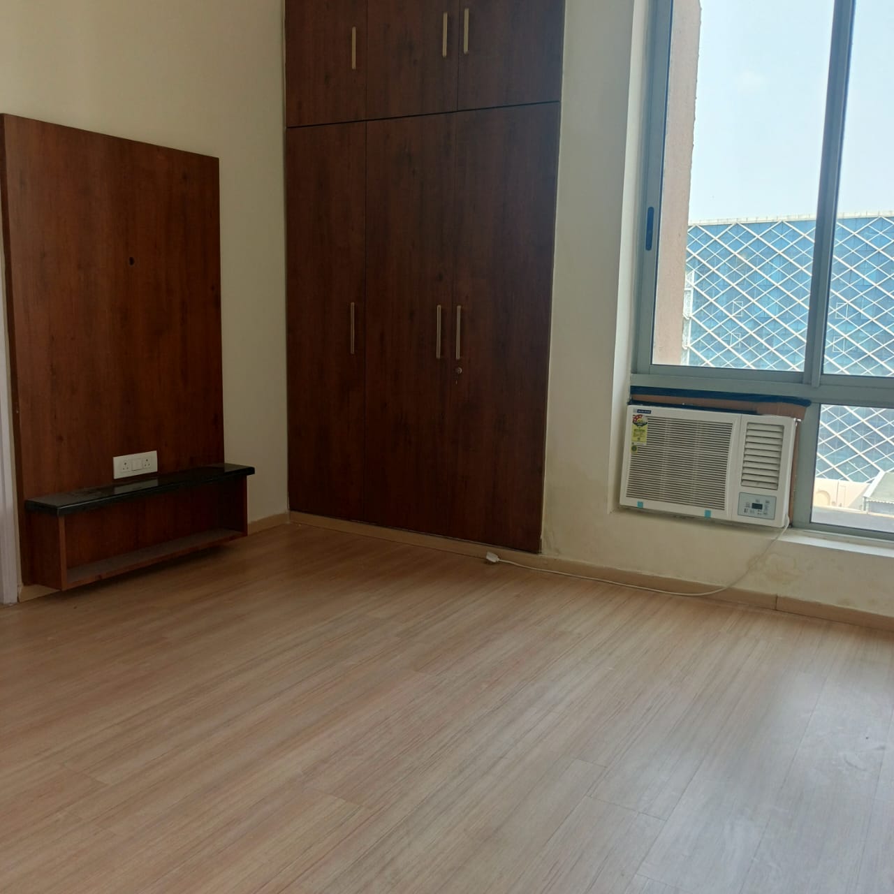 3 BHK 1437 Sq.Ft. Apartment in Tulip Orange