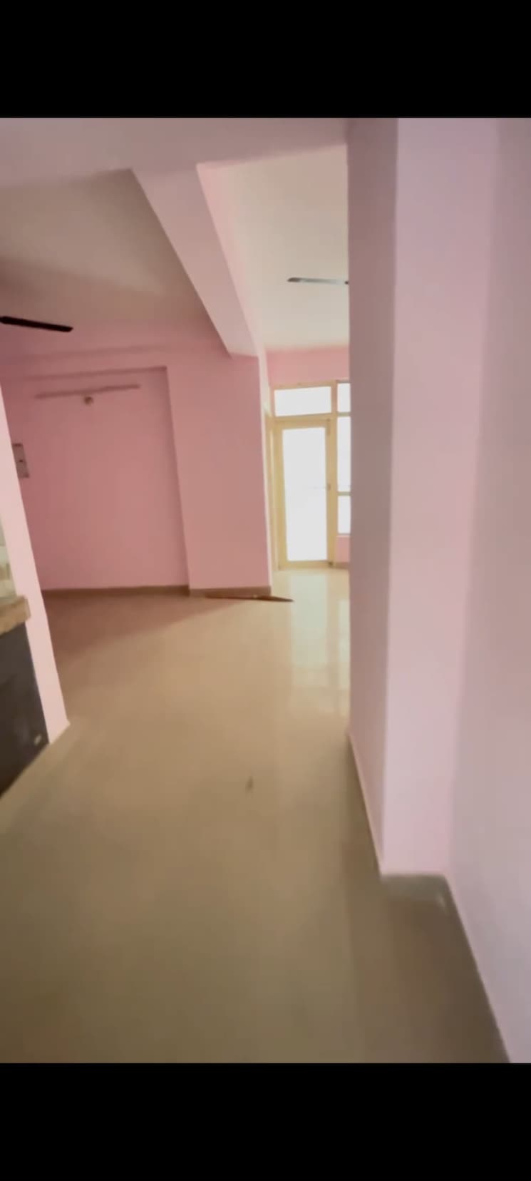 Room, radicon-vedantam 2.5 Bedroom 1350 Sq.Ft. Apartment In Sector 16c Greater Noida Greater Noida 9689208