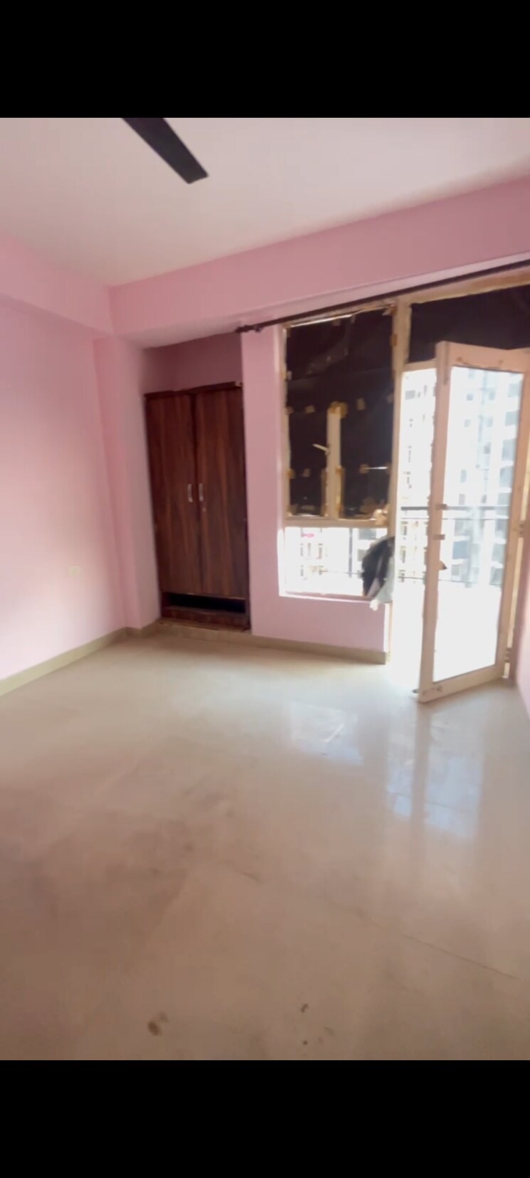 Room, radicon-vedantam 2.5 Bedroom 1350 Sq.Ft. Apartment In Sector 16c Greater Noida Greater Noida 9689208