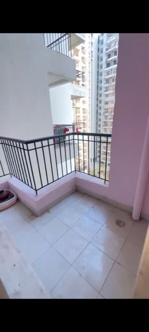 Staircase in 2.5 BHK Apartment at Radicon Vedantam, Sector 16c Greater Noida – for Rent