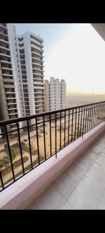 2.5 BHK Apartment For Rent in Radicon Vedantam, Sector 16c Greater Noida