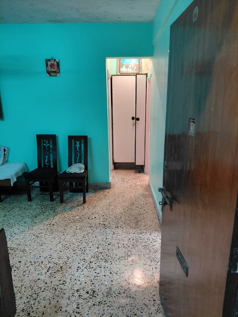  Parking, prakash-nagar-chs 1 Bedroom 550 Sq.Ft. Apartment In Mahim Mumbai 9689246