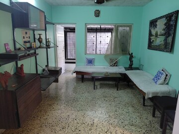 Team Area in 1 BHK Apartment at Prakash Nagar CHS, Mahim – for Rent