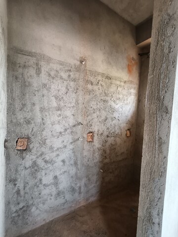 Bathroom in 2 BHK Apartment at Kolkatta Gpo – for Sale