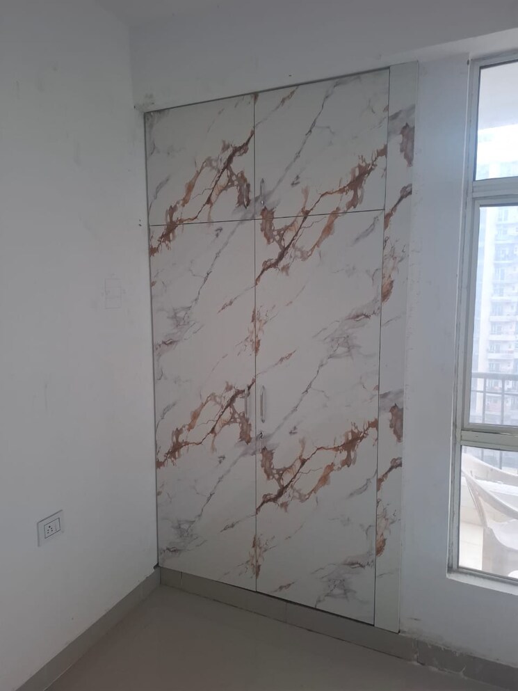 Balcony, radicon-vedantam 3 Bedroom 1375 Sq.Ft. Apartment In Sector 16c Greater Noida Greater Noida 9689256