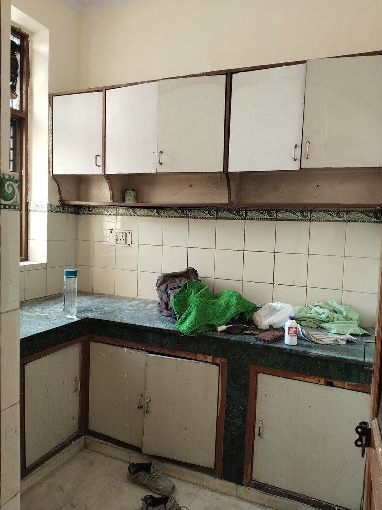 Kitchen, ashoka-enclave-faridabad 2 Bedroom 1650 Sq.Ft. Builder Floor In Sector 34 Faridabad 9689346