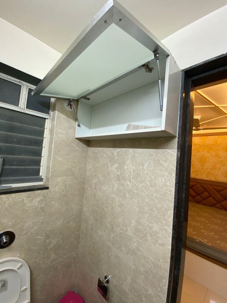 Bathroom, choice-park-vista 3 Bedroom 1250 Sq.Ft. Apartment In Lohgaon Pune 9689253