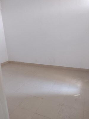 Room in 2 BHK Apartment at Breez Global Hill View, Sohna Sector 11 – for Sale