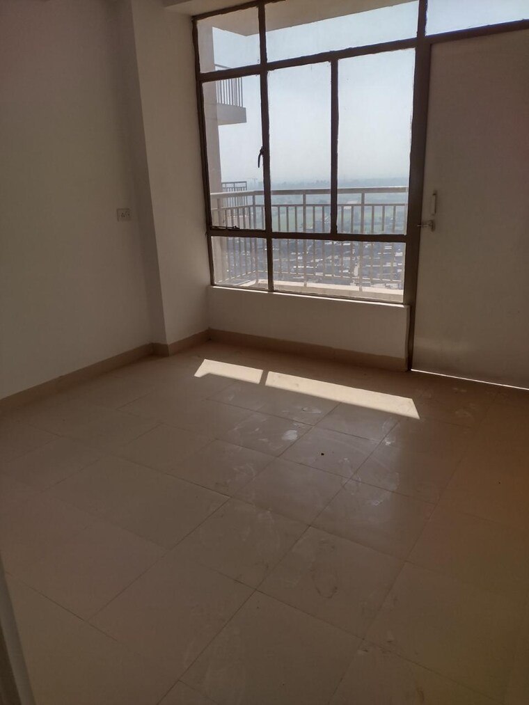 Room, breez-global-hill-view 2 Bedroom 585 Sq.Ft. Apartment In Sohna Sector 11 Gurgaon 9689280