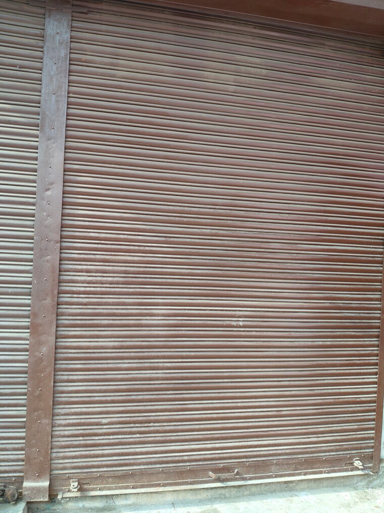 Bathroom, sector 63 Commercial Warehouse 2000 Sq.Yd. In Sector 63 Noida 9689290