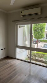 2.5 BHK + Study Room 1093 Sq.Ft. Builder Floor in Central Park 3 Flower Valley