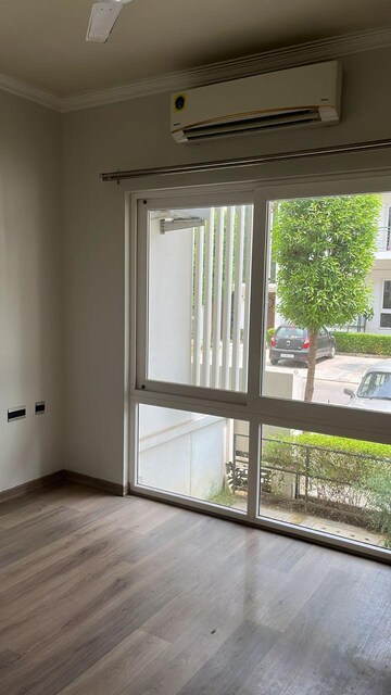 2.5 BHK Builder Floor For Sale in Central Park 3 Flower Valley, Sohna Sector 33