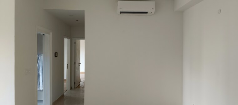 Room, dlf-one-midtown 3 Bedroom 2300 Sq.Ft. Apartment In Moti Nagar Delhi 9689304