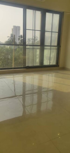 Room in 3 BHK Apartment at Indra Dhanush, Santacruz West – for Rent