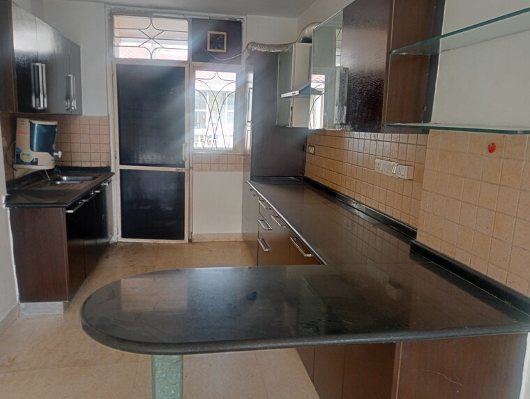 Kitchen, parsvnath-green-ville 3 Bedroom 1945 Sq.Ft. Apartment In Sector 48 Gurgaon 9689322