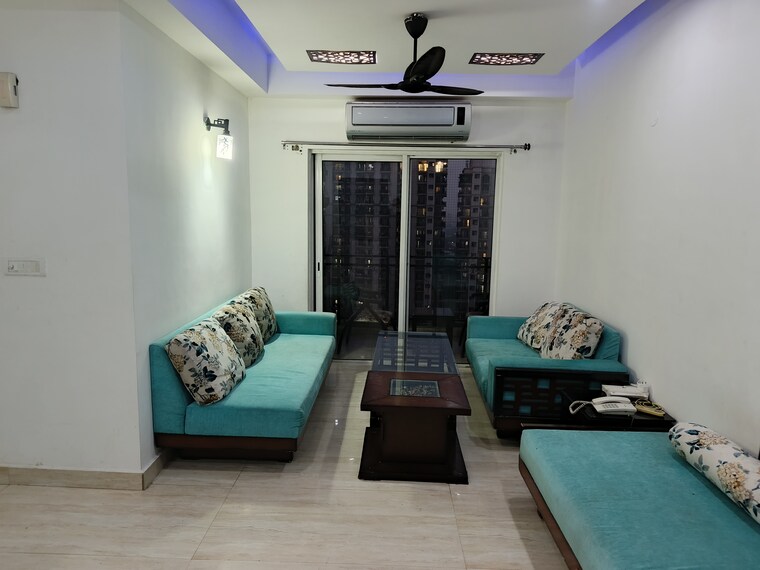 Living Room, moti nagar 3 Bedroom 1558 Sq.Ft. Apartment In Moti Nagar Delhi 9689248