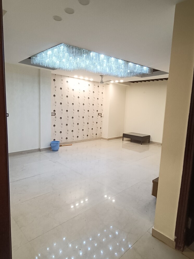 Room, aradhya-homes 4 Bedroom 2700 Sq.Ft. Builder Floor In Sector 67a Gurgaon 9689357