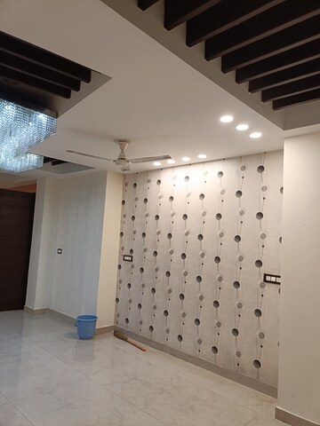 Master Bedroom in 4 BHK Builder Floor at Aradhya Homes, Sector 67a – for Sale