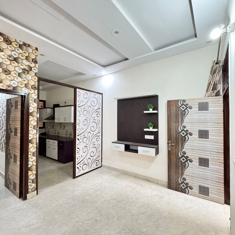 Room, kharar landran road 2 Bedroom 950 Sq.Ft. Apartment In Kharar Landran Road Mohali 9689356