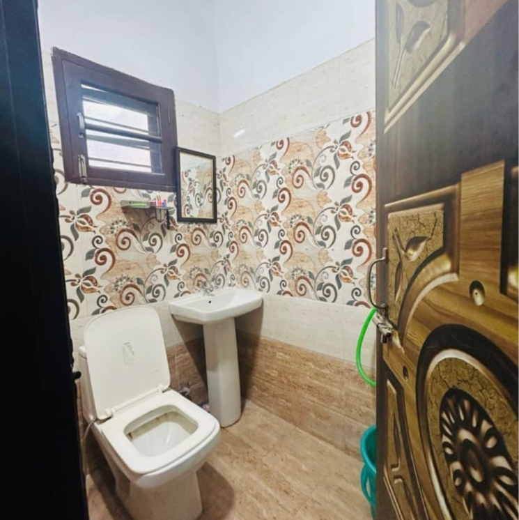 Bathroom, kharar landran road 2 Bedroom 900 Sq.Ft. Apartment In Kharar Landran Road Mohali 9689385