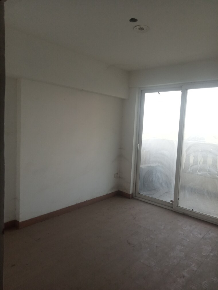 Room, ansal-royal-heritage 2 Bedroom 859 Sq.Ft. Apartment In Sector 70 Faridabad 9689423