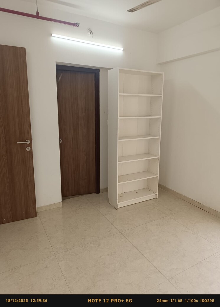 Room, poddar-spraha-diamond 1.5 Bedroom 580 Sq.Ft. Apartment In Chembur Mumbai 9689418