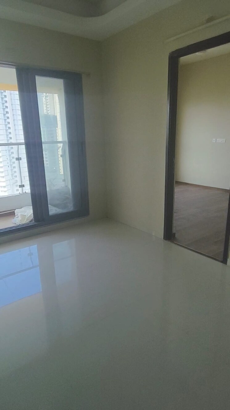 Room, siddha-seabrook 3 Bedroom 1008 Sq.Ft. Apartment In Kandivali West Mumbai 9689360